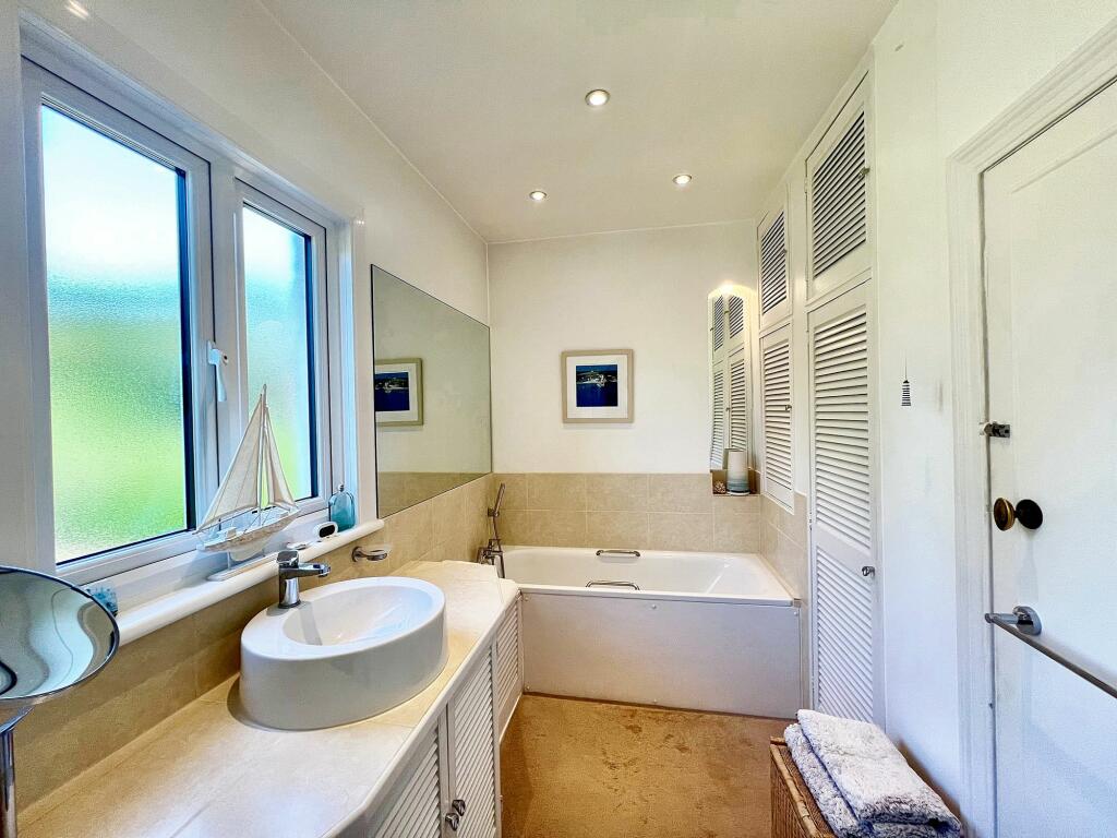 Additional image 12 of The Drive, Coulsdon, CR5