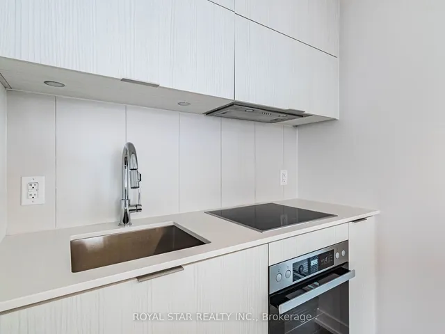 Additional image 11 of 20 Richardson St Unit 1703