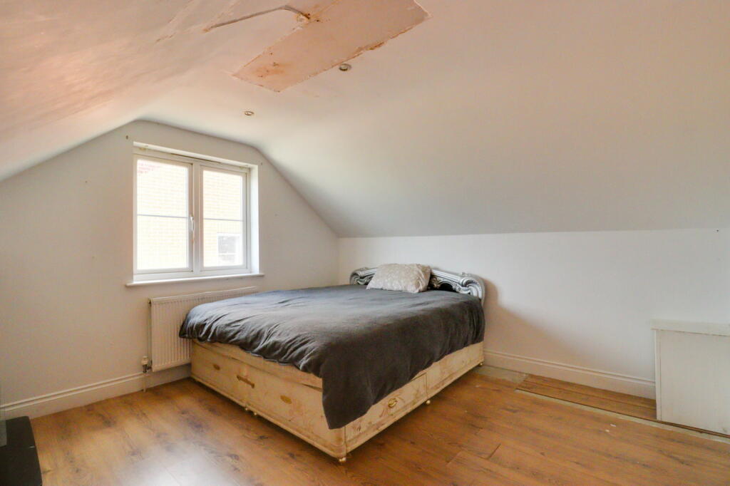 Additional image 11 of Colchester Road, Thorpe-le-Soken, Clacton-on-sea, CO16 0LA