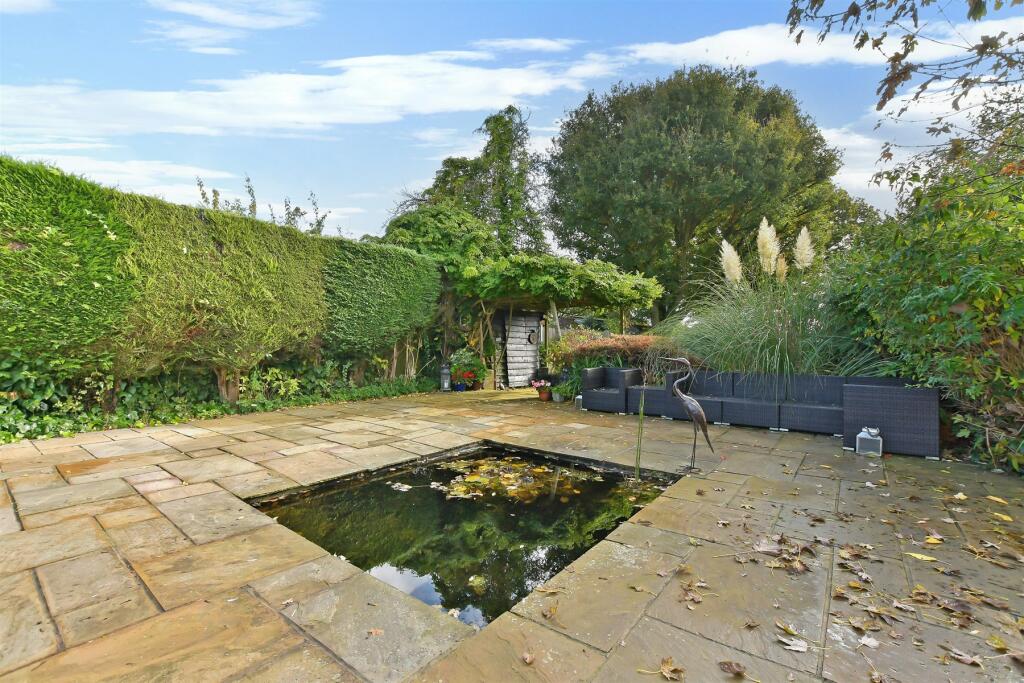 Additional image 14 of Blackmore Road, Doddinghurst, Brentwood, Essex