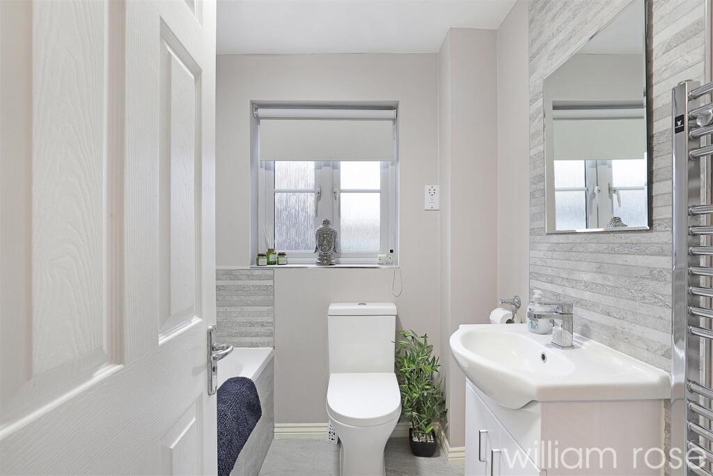 Additional image 17 of Victoria Road, Ongar