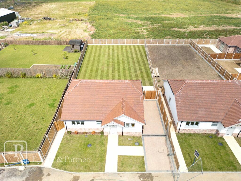 Additional image 25 of Madeleine Gardens, Great Holland, Frinton-On-Sea, CO13