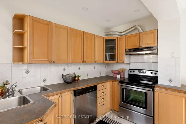 Additional image 14 of 16 Dentonia Park Ave