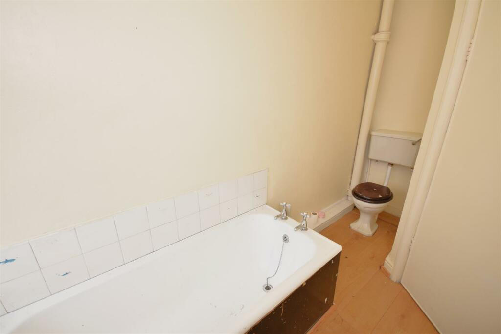 Additional image 11 of Liverpool Road, Neston, Cheshire