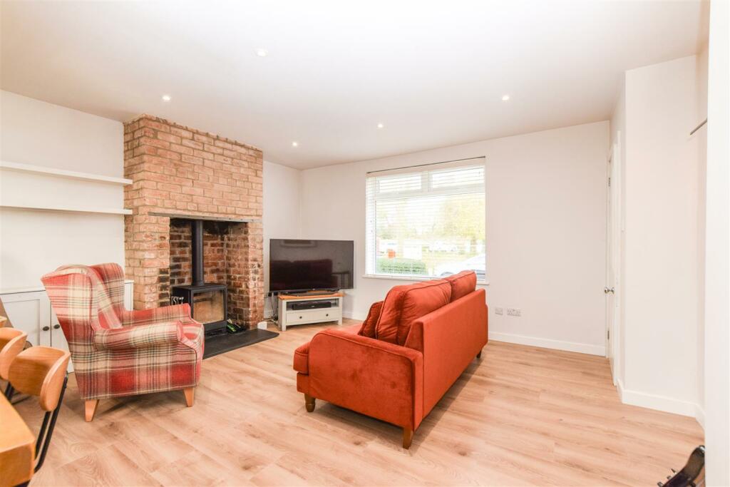 Additional image 19 of Puddington Lane, Puddington, Neston