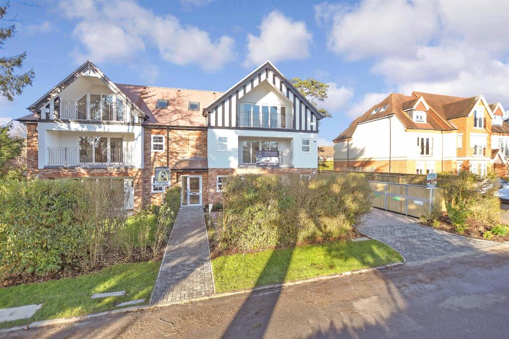 Additional image 8 of Queens Park Road, Caterham, Surrey