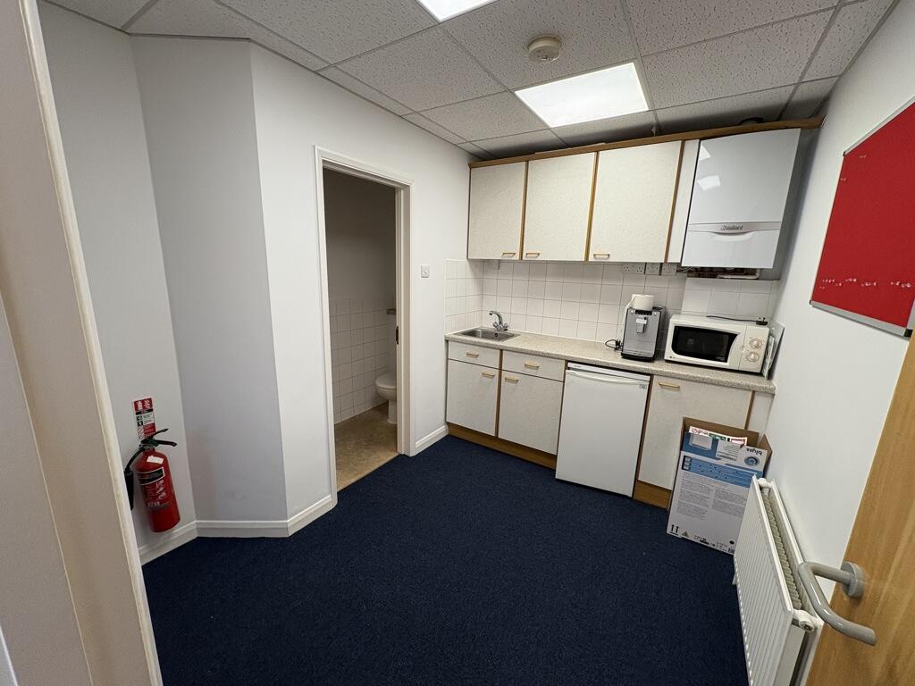 Additional image 4 of 1 Wheelwrights Yard, The Street, Hatfield Peverel, Chelmsford, Essex, CM3 2EA