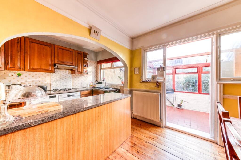 Additional image 6 of Lyndhurst Road, Thornton Heath, CR7