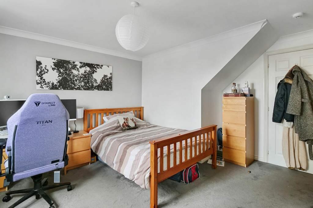 Additional image 12 of Bardsley Close, Colchester CO4