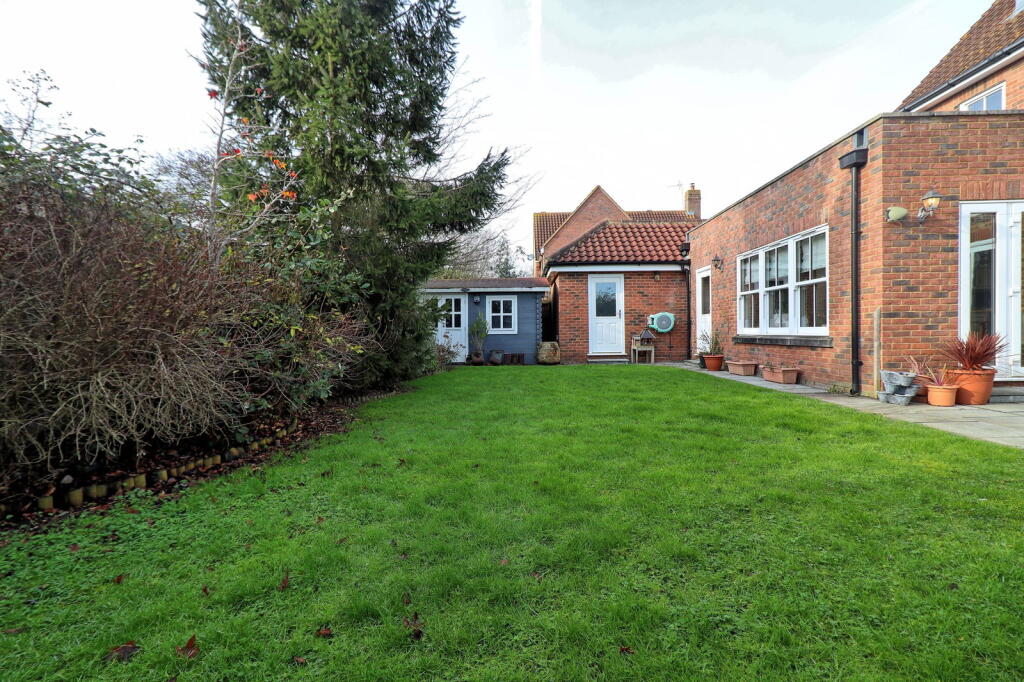 Additional image 34 of Vicarage Court, Southminster, CM0 7GZ