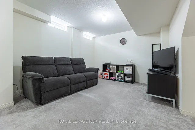 Additional image 23 of 295 Brussels Ave