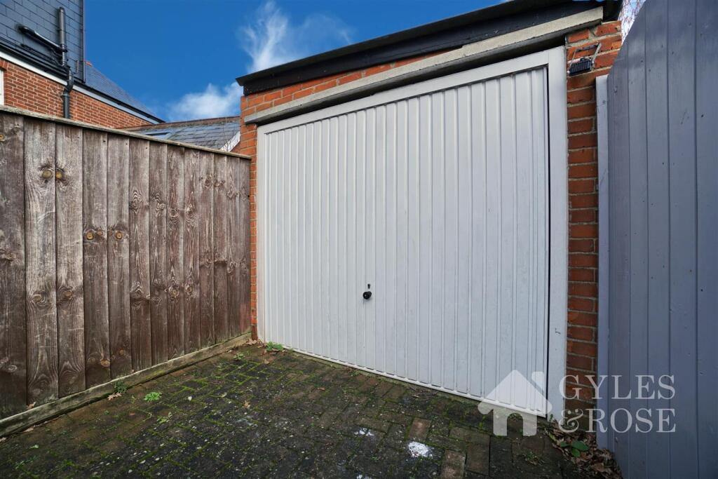 Additional image 24 of Lexden