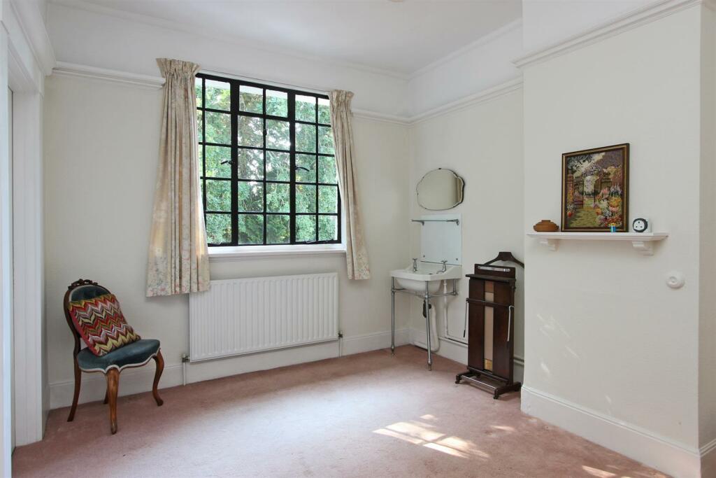 Additional image 10 of How Lane, Chipstead, Surrey