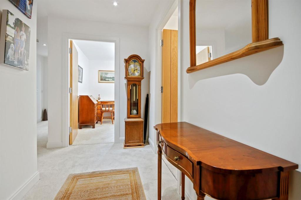 Additional image 4 of Westhall Road, Warlingham