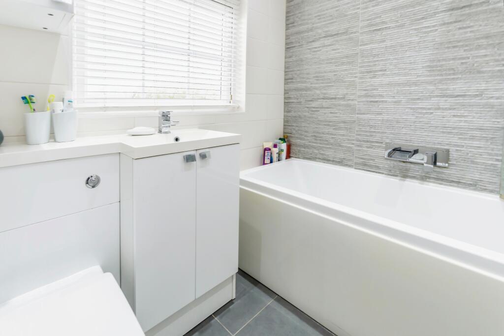 Additional image 11 of Sunny Rise, Chaldon, Caterham, Surrey, CR3