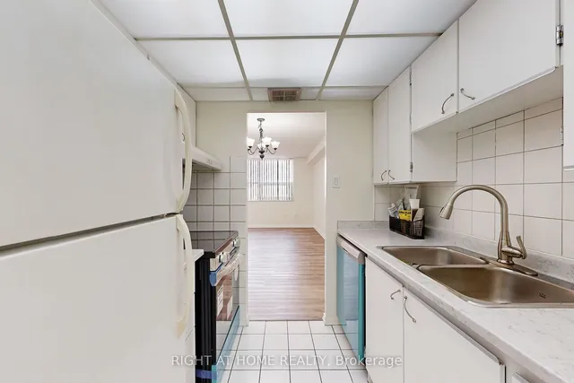 Additional image 8 of 4 Lisa St Unit 712