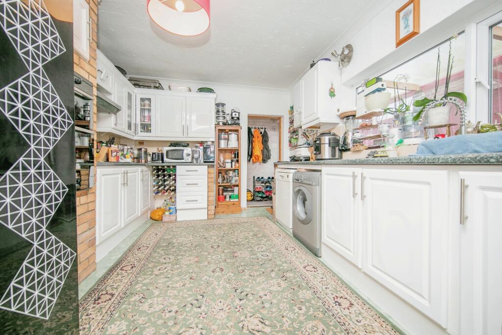 Additional image 3 of Beach Road, CLACTON-ON-SEA, Essex, CO15