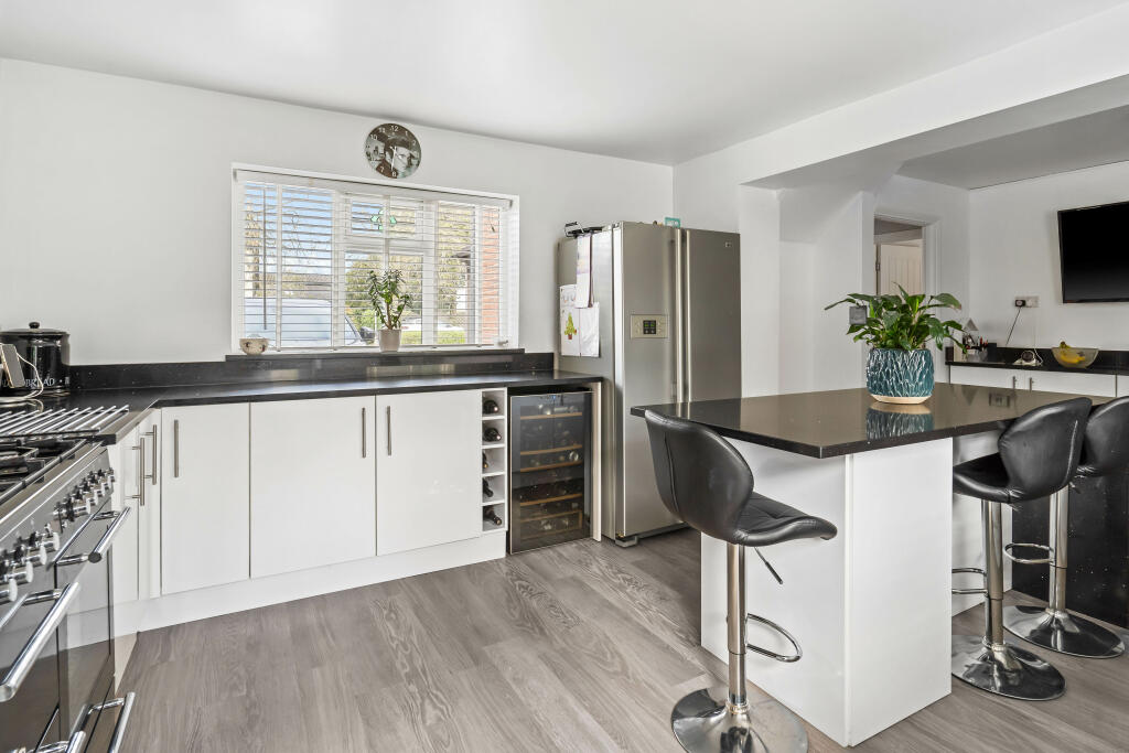 Additional image 17 of Elm Close, Epping Green, Epping, Essex, CM16