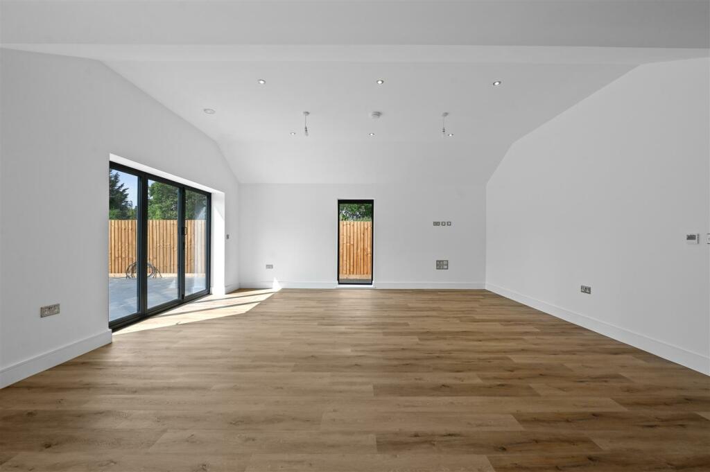 Additional image 10 of New Road, Little Burstead, Billericay