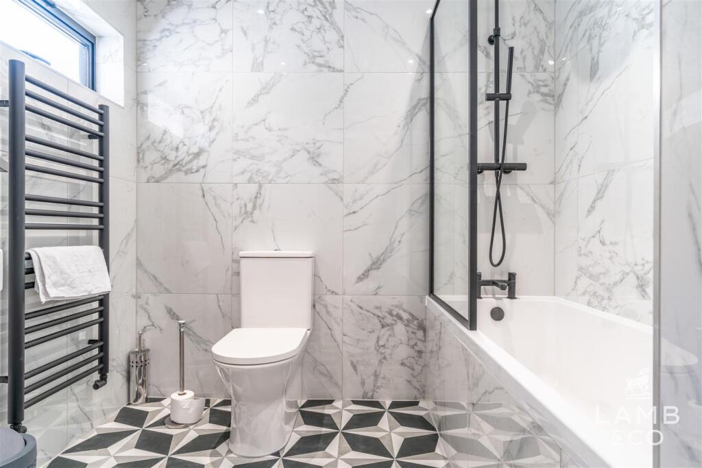 Additional image 8 of Freshwinds, Percival Road, Walton On The Naze