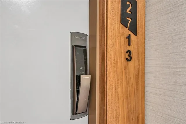 Additional image 33 of 10 York St Unit 2713