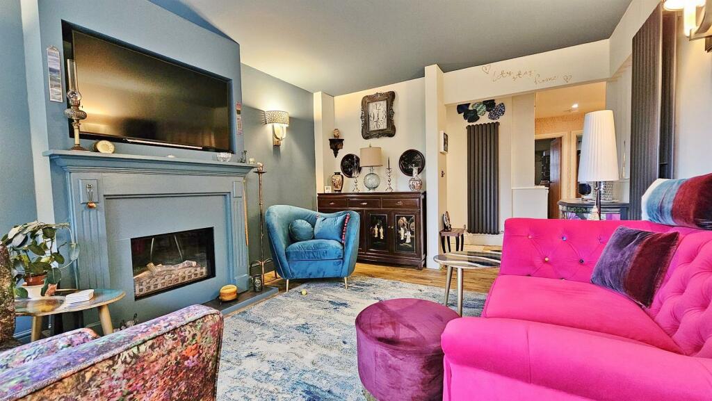 Additional image 10 of Harold Road, Frinton-On-Sea