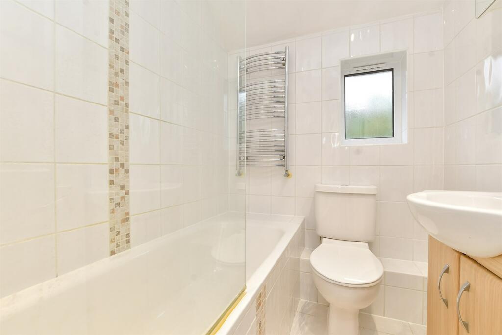 Additional image 9 of Brighton Road, Coulsdon, Surrey