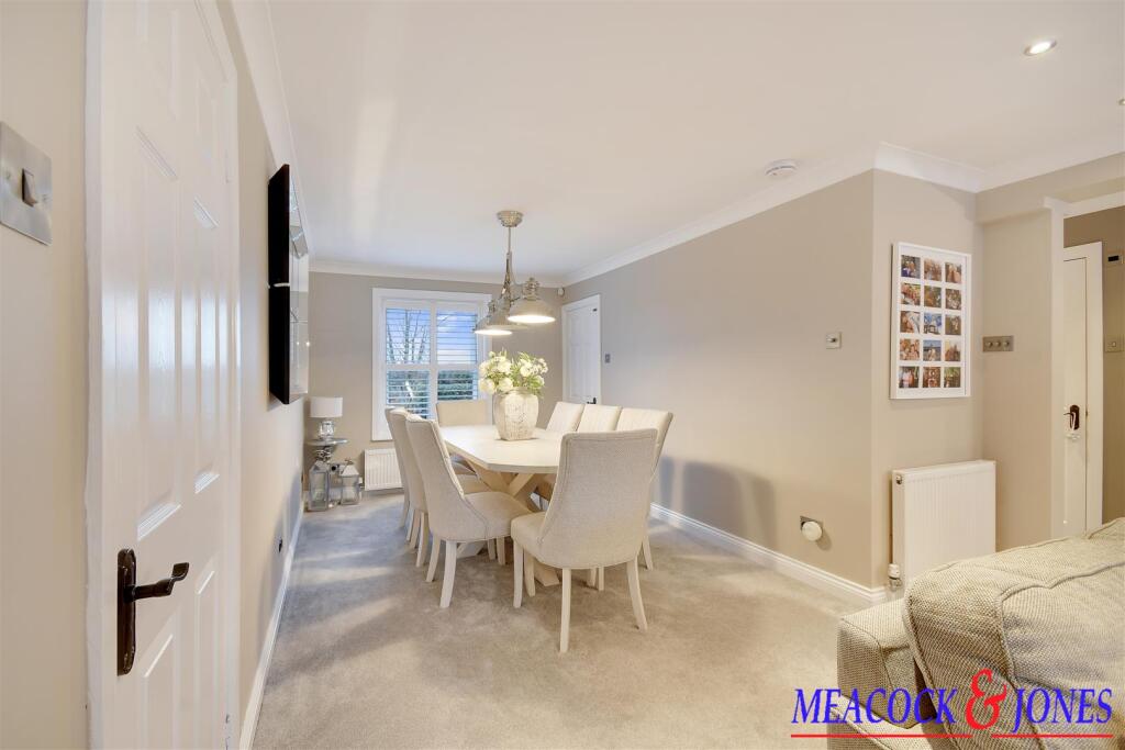 Additional image 9 of Tye Common Road, Billericay