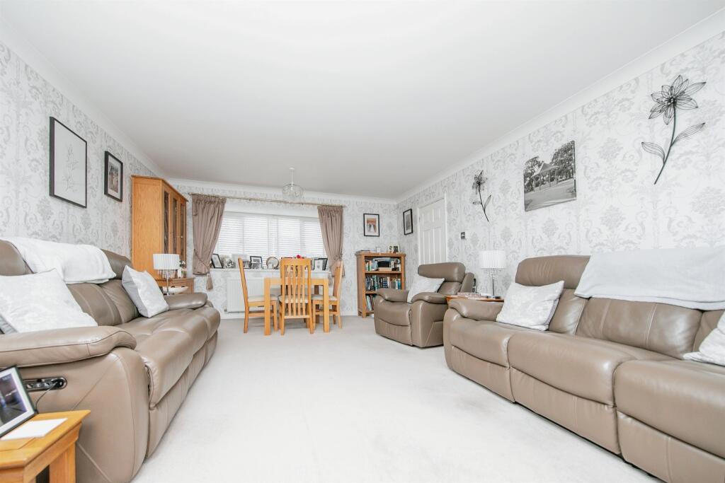 Additional image 14 of Whinfield Avenue, Dovercourt, Harwich
