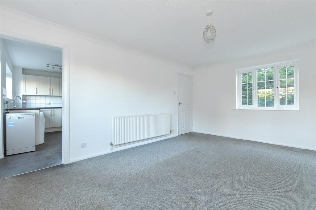 Additional image 12 of Fitzroy Close, Billericay, Essex