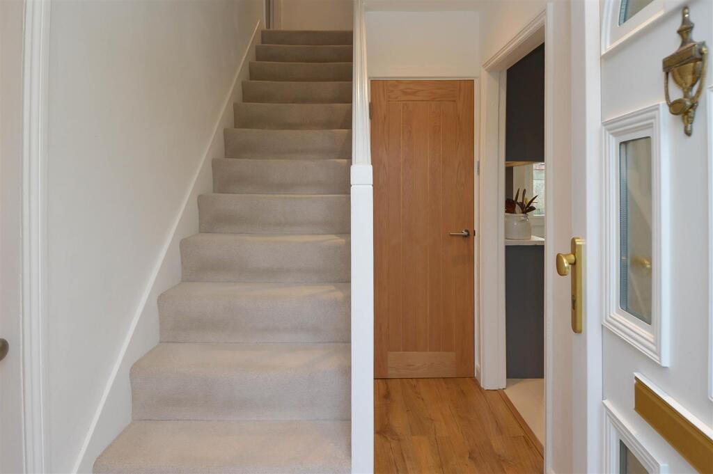 Additional image 17 of Costead Manor Road, Brentwood