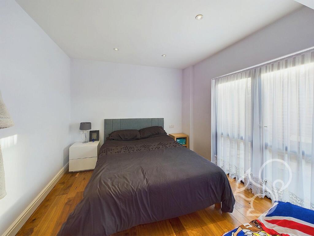 Additional image 38 of Hillside Road, Billericay