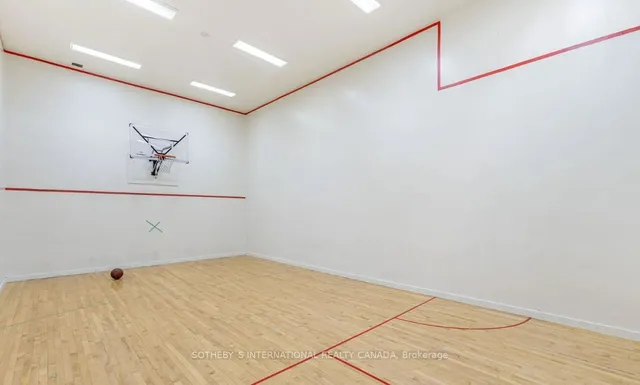 Additional image 33 of 10 Yonge St Unit 1805