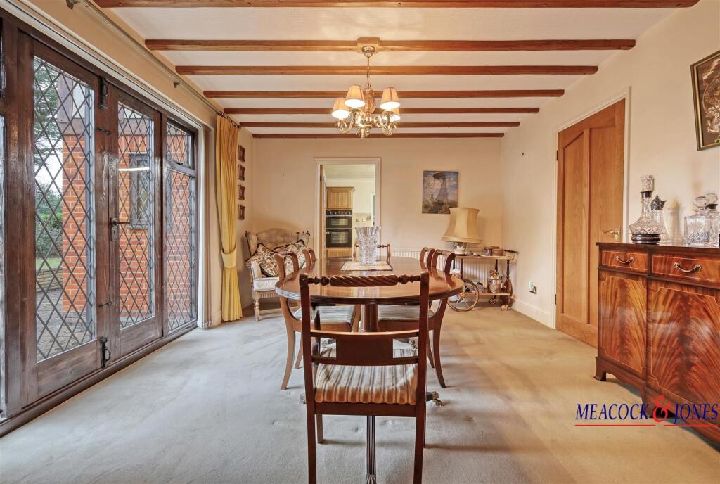 Additional image 16 of Roundwood Avenue, Hutton Mount, Brentwood