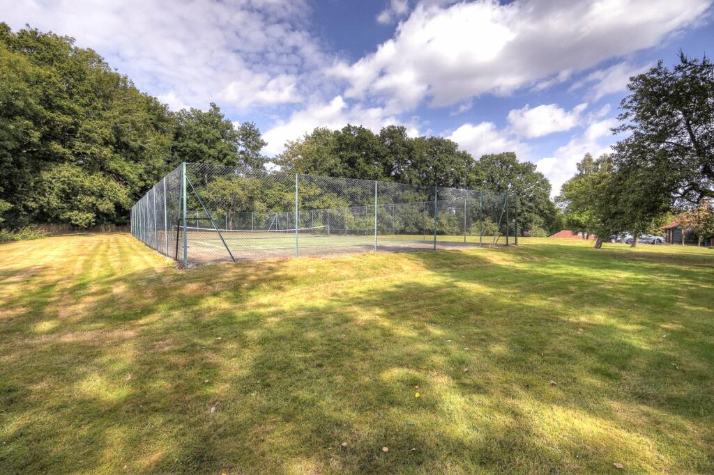 Additional image 4 of Jane Walker Park, Nayland, Colchester, Suffolk, CO6