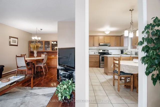 Additional image 8 of 77 Bordeaux Crct