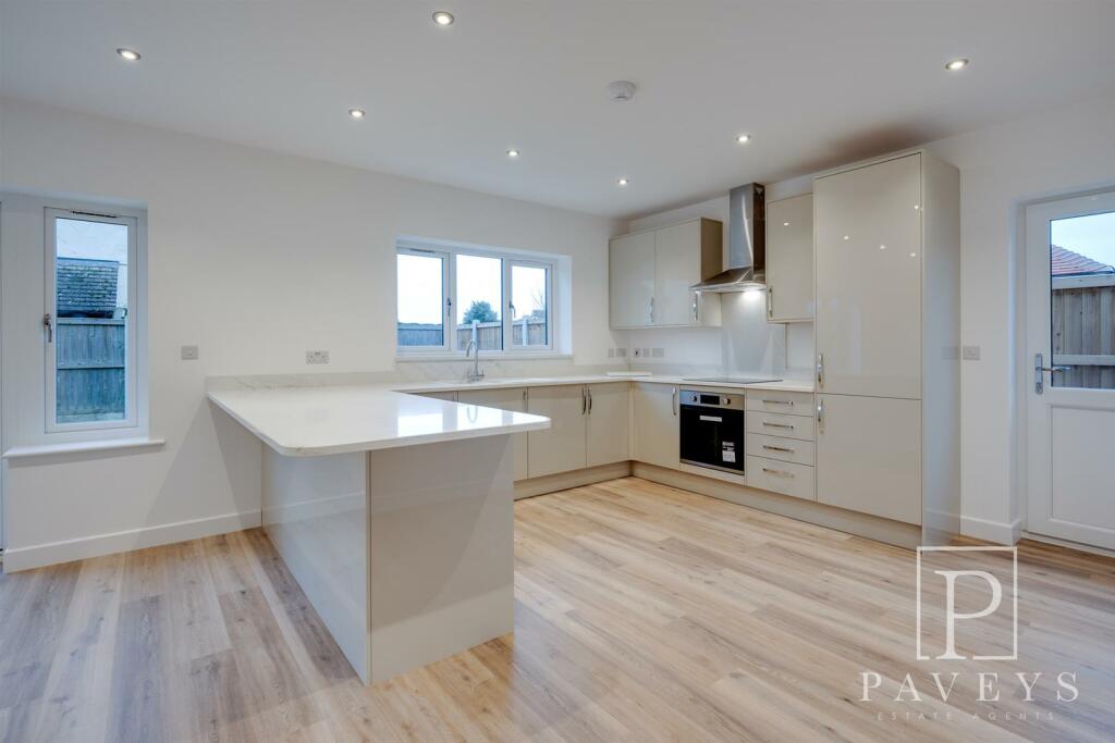 Additional image 6 of Turpins Lane, Kirby Cross, Frinton-On-Sea