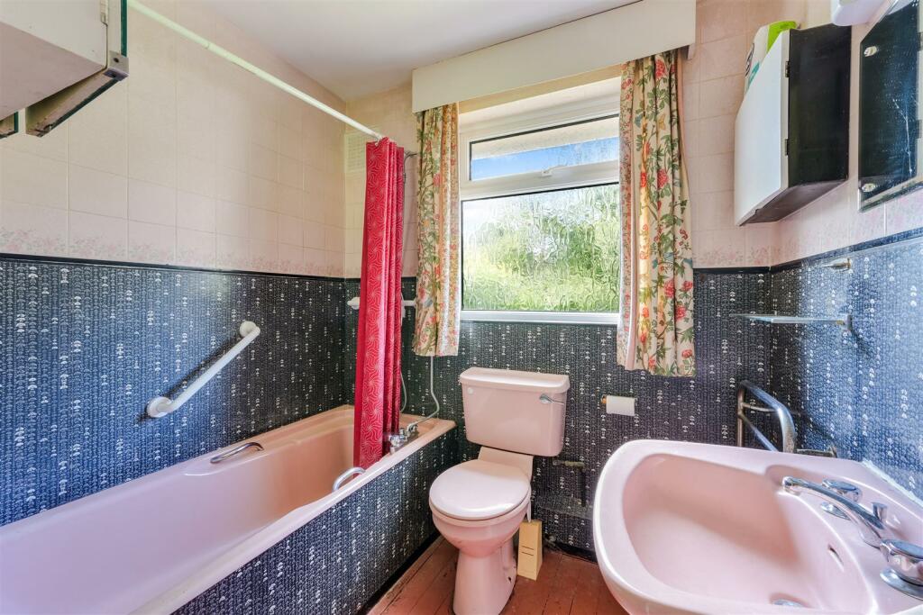 Additional image 13 of High Road, Chipstead, Coulsdon