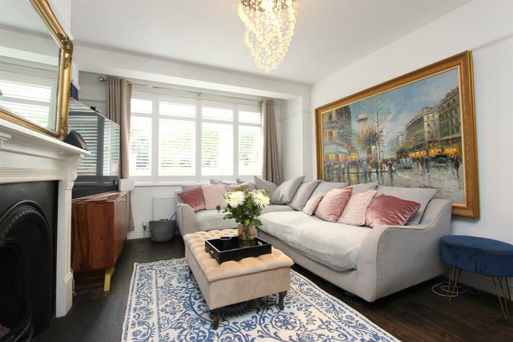 Additional image 7 of Woodlands Grove, Coulsdon