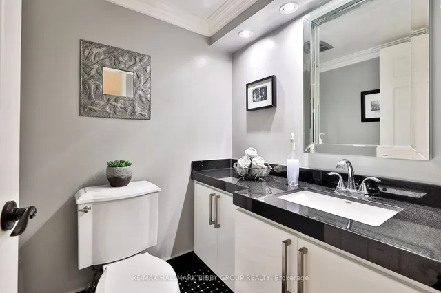 Additional image 30 of 360 Bloor St Unit 110