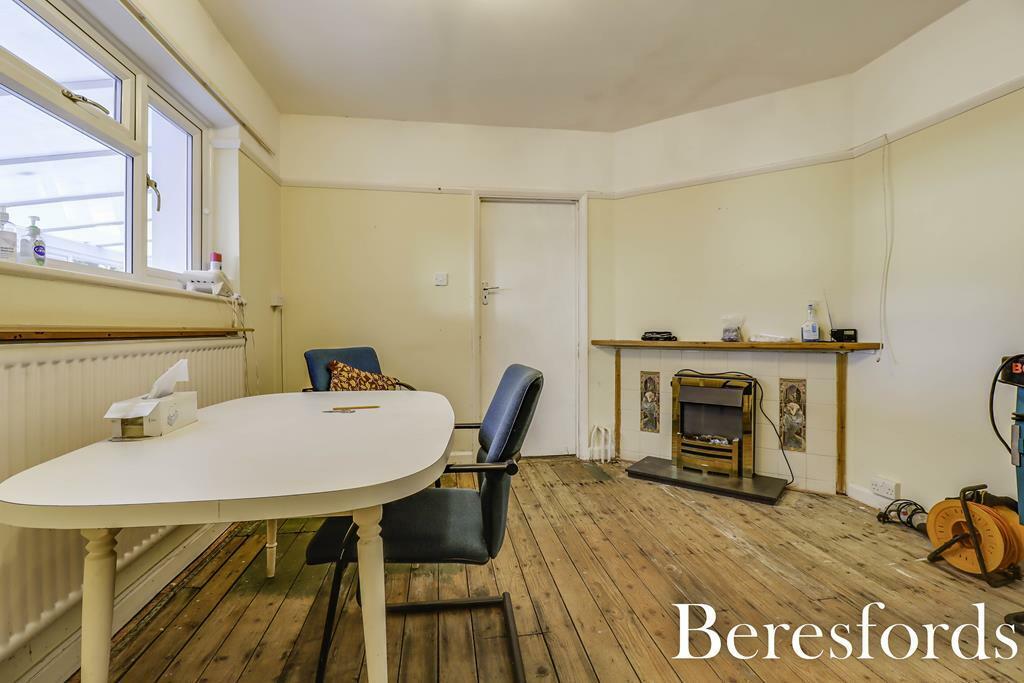 Additional image 20 of Warley Mount, Warley, CM14