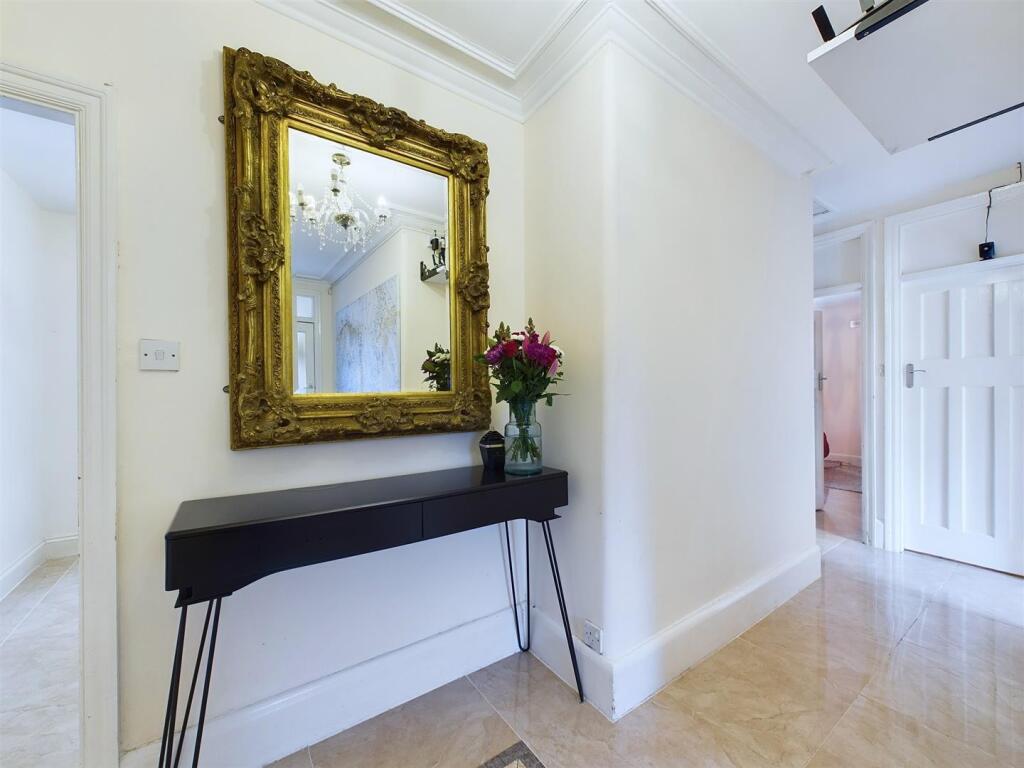 Additional image 22 of Whyteleafe Hill, Whyteleafe