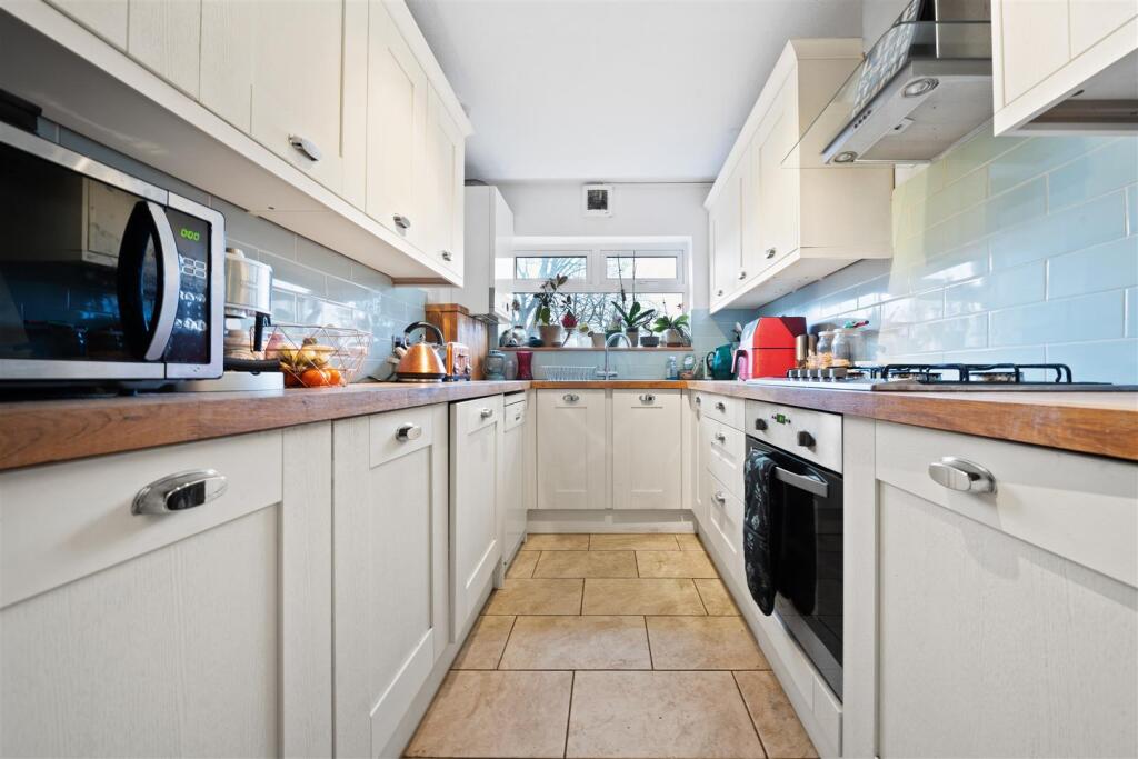 Additional image 4 of Gloucester Road, Croydon