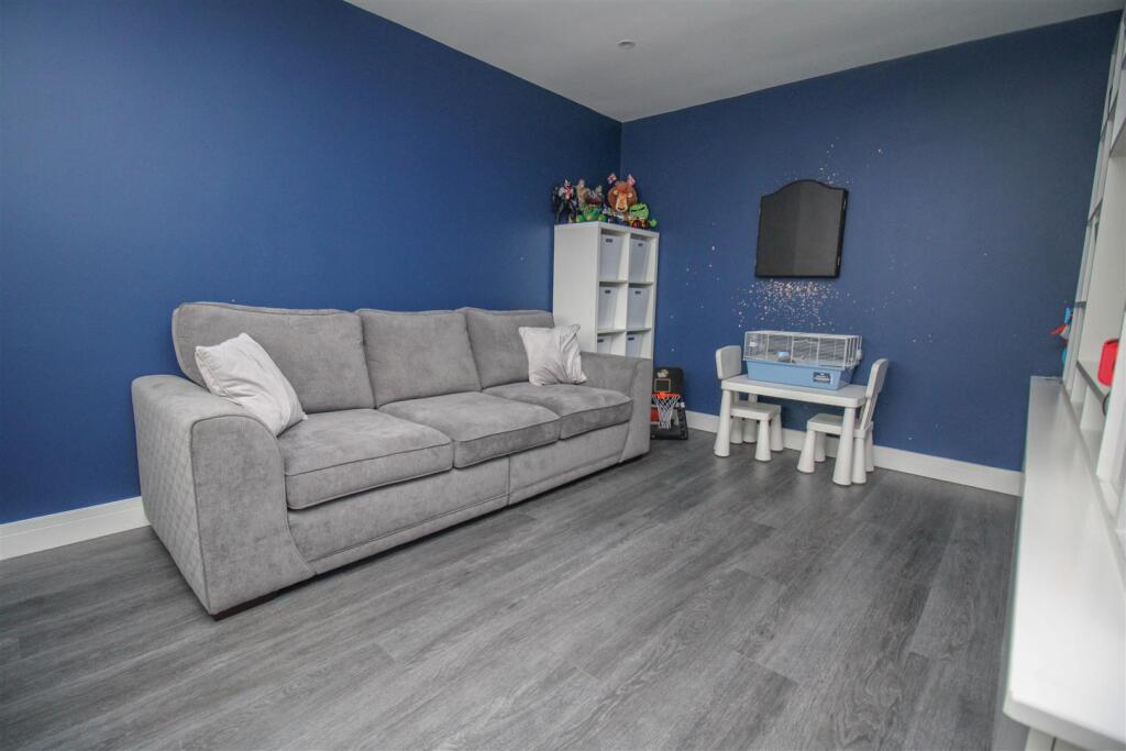Additional image 7 of Woodhill, Harlow