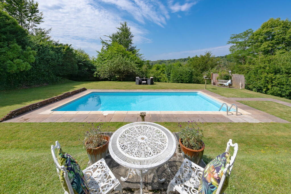 Additional image 35 of Harestone Hill, Caterham, CR3