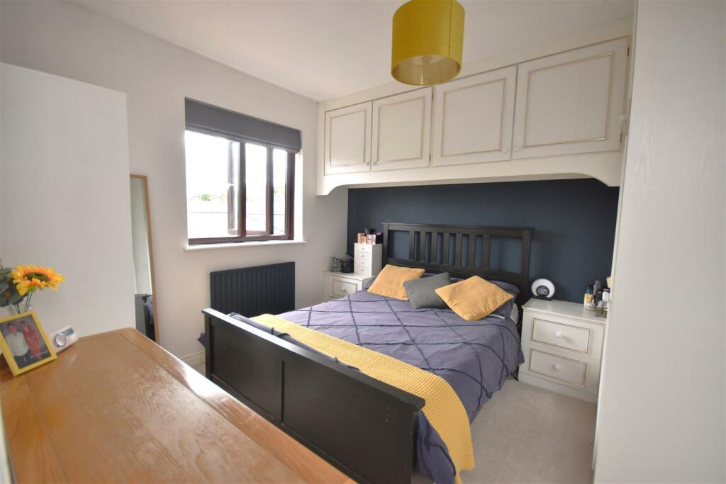 Additional image 11 of Neston Road, Willaston, Neston