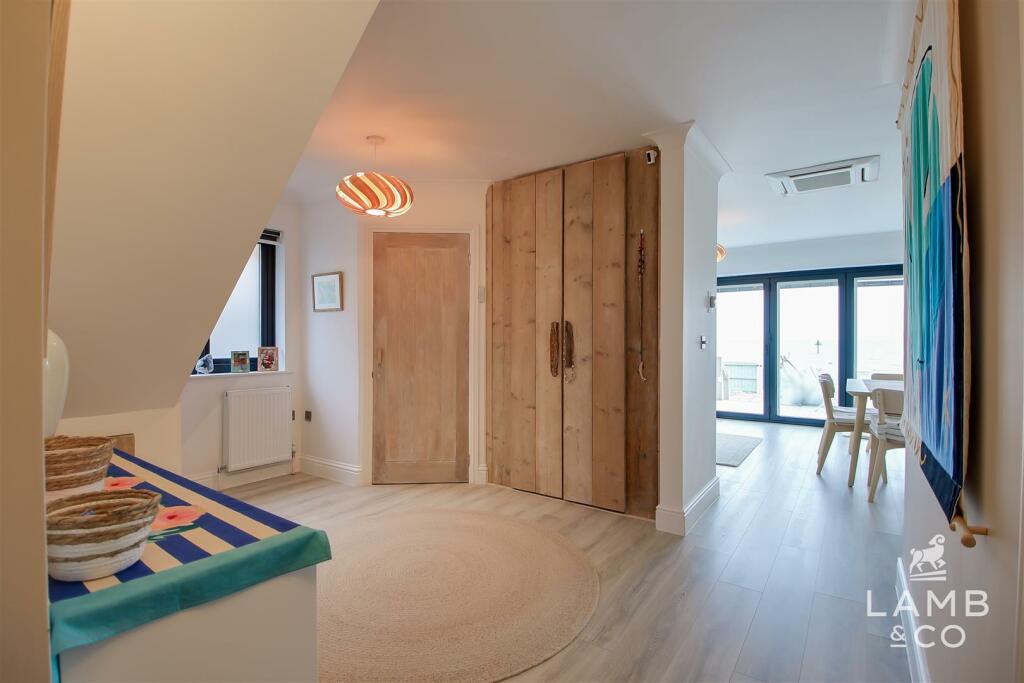 Additional image 5 of Eastern Promenade, Point Clear Bay