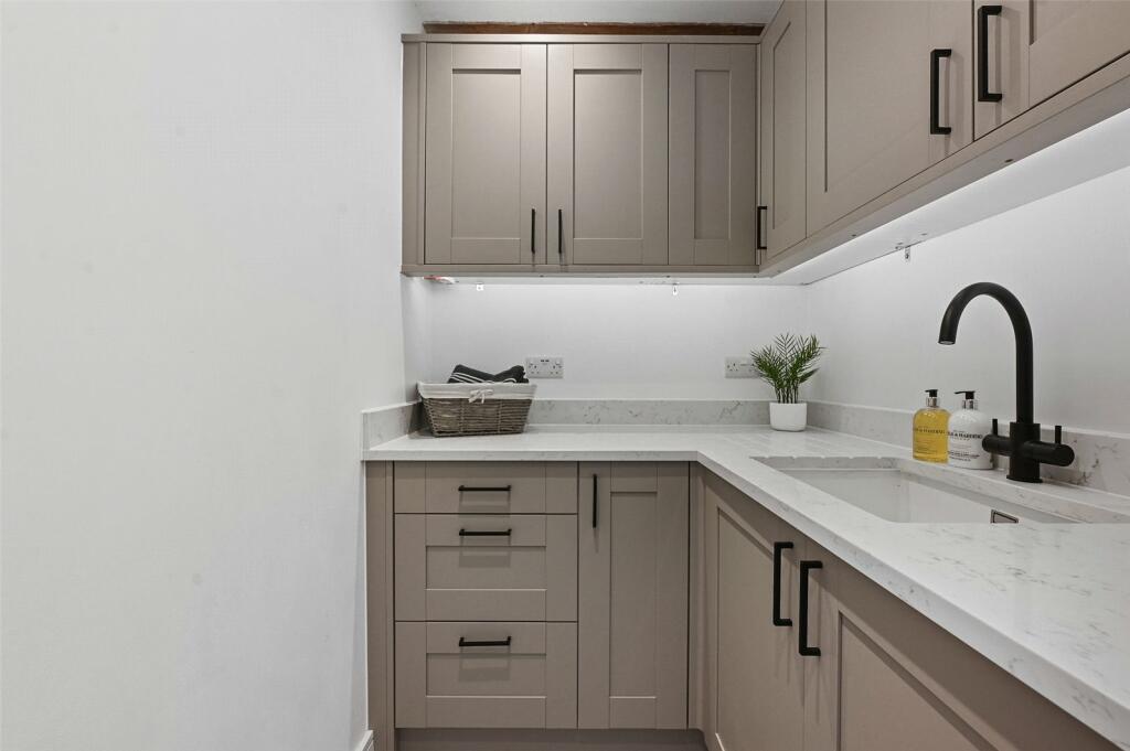 Additional image 13 of Wakerings Farm, Leighs Road, Little Waltham, Chelmsford, Essex, CM3