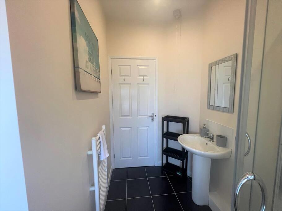 Additional image 7 of 34d High Street Holywell *CHAIN FREE*