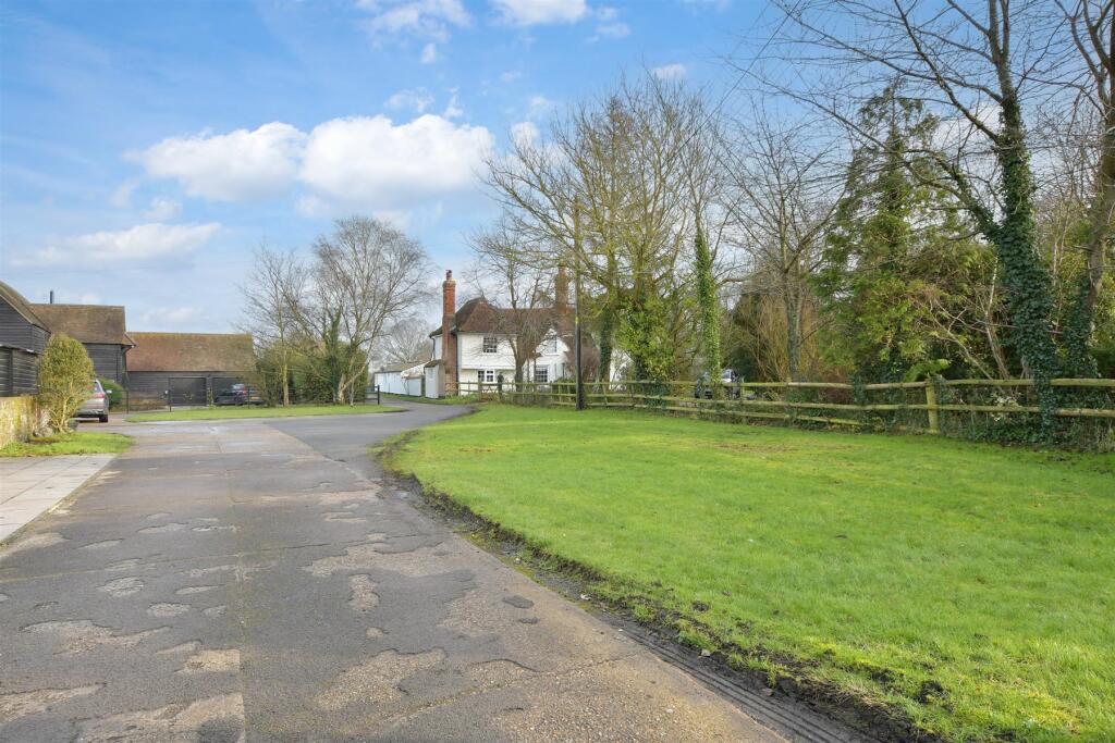 Additional image 7 of Salmonds Grove, Ingrave, Brentwood, Essex